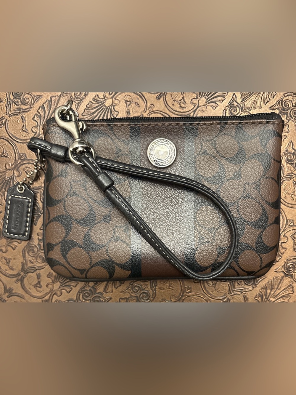 COACH Heritage Stripe Chelsea Signature Brown/Black Canvas Wristlet F43894